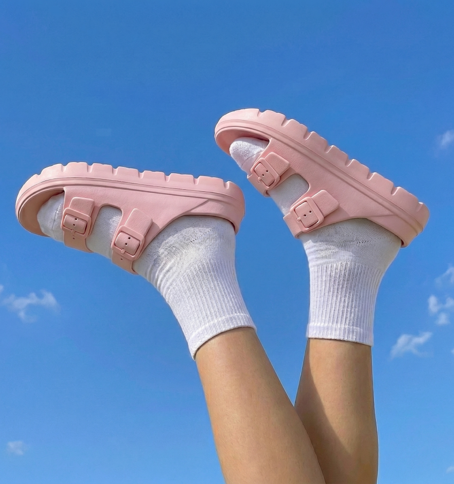 Roze / 42